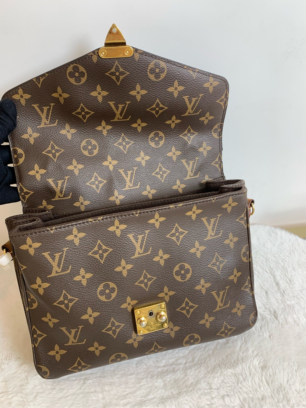 Preloved Pochette Metis