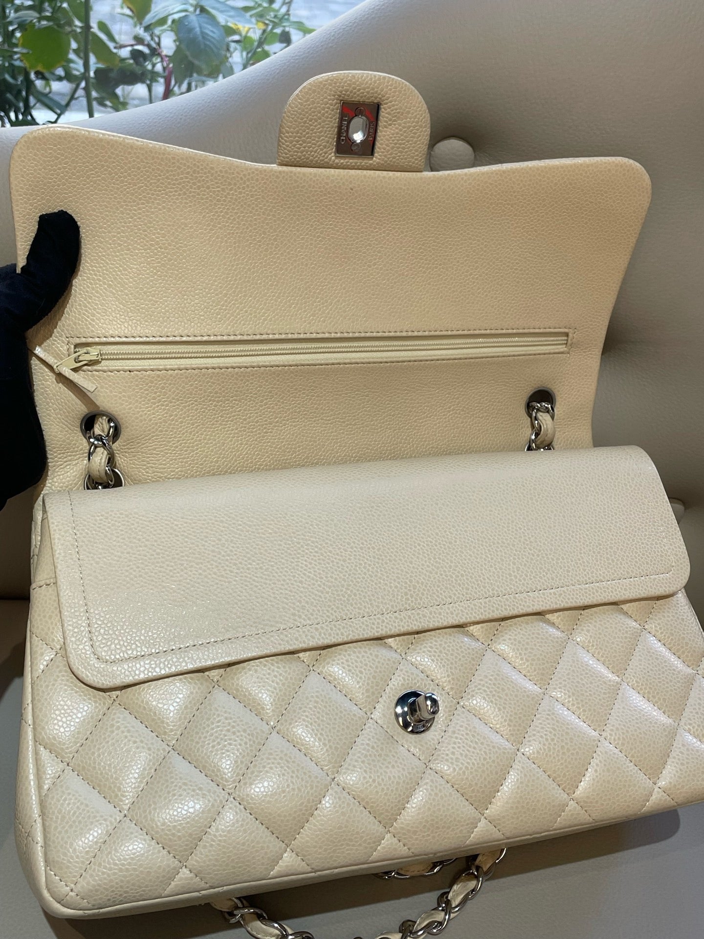 Preloved Chanel jumbo bag