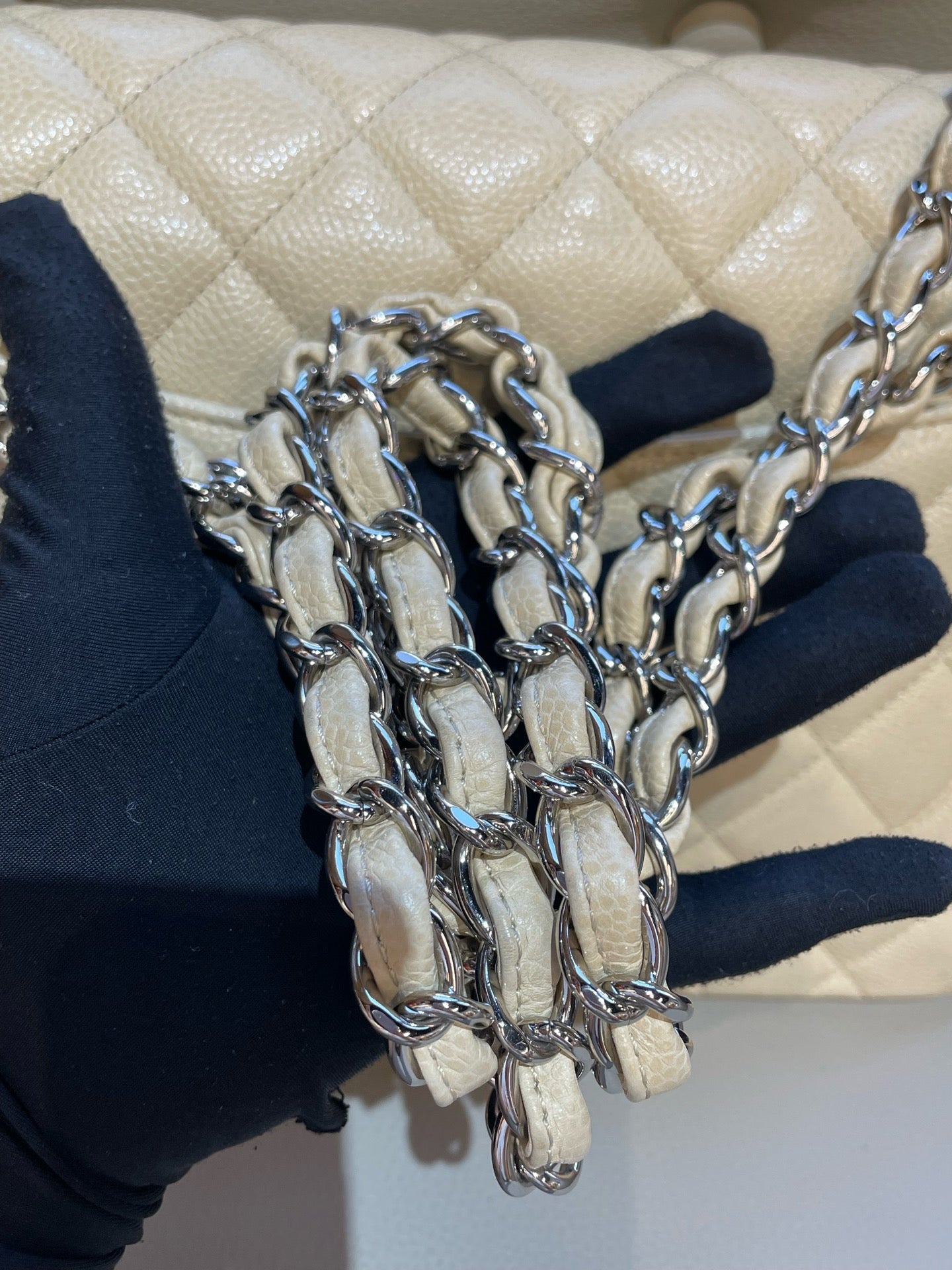 Preloved Chanel jumbo bag