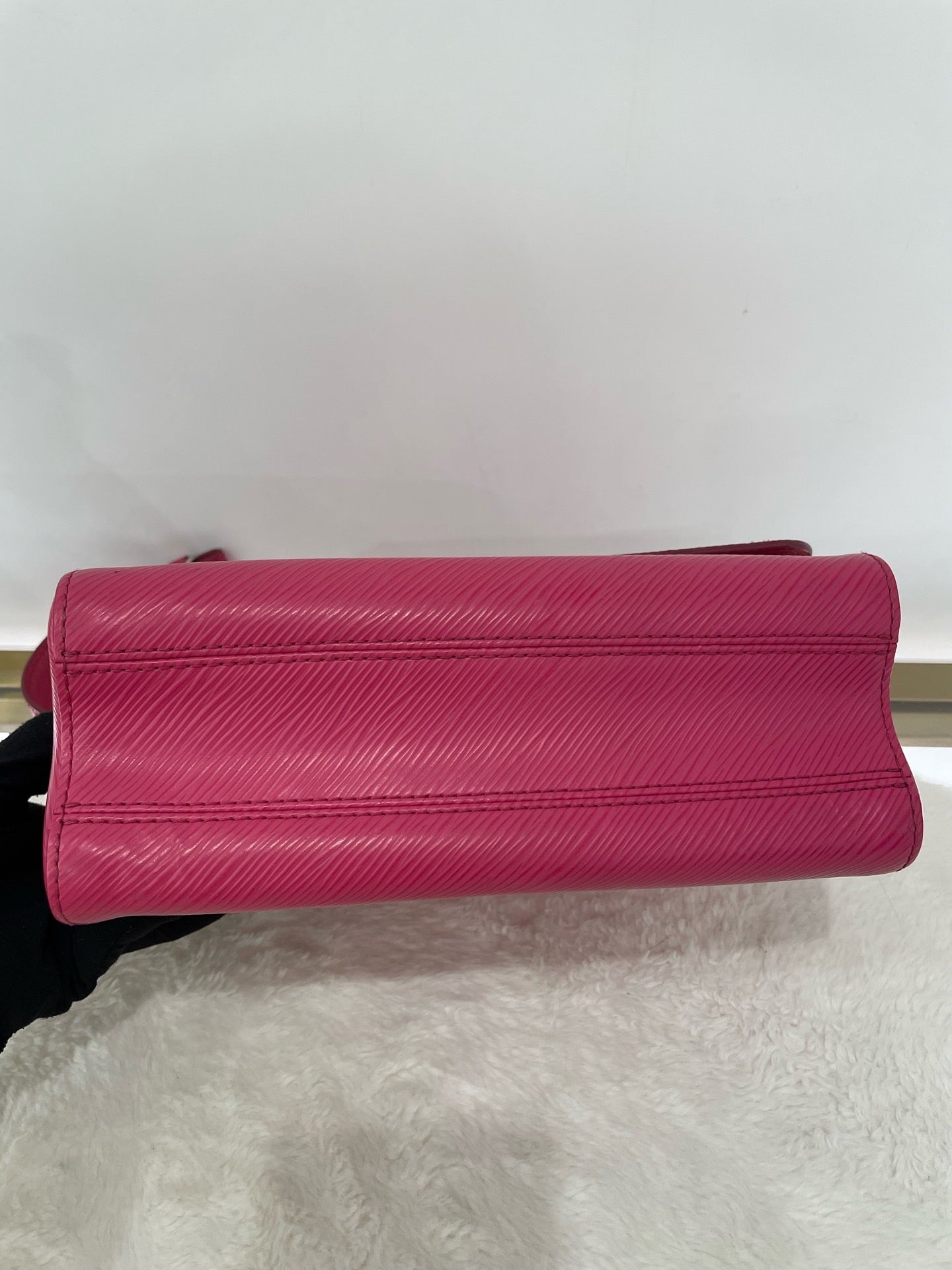 Preloved Twist bag