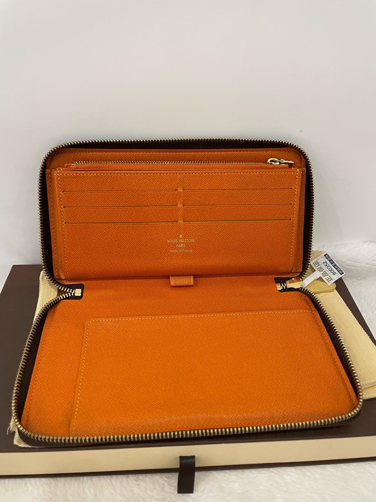 Preloved Wallet