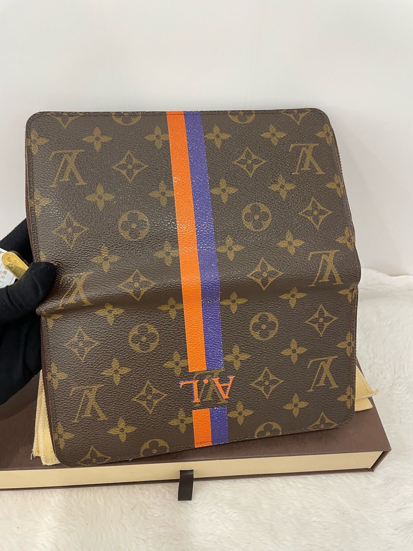 Preloved Wallet