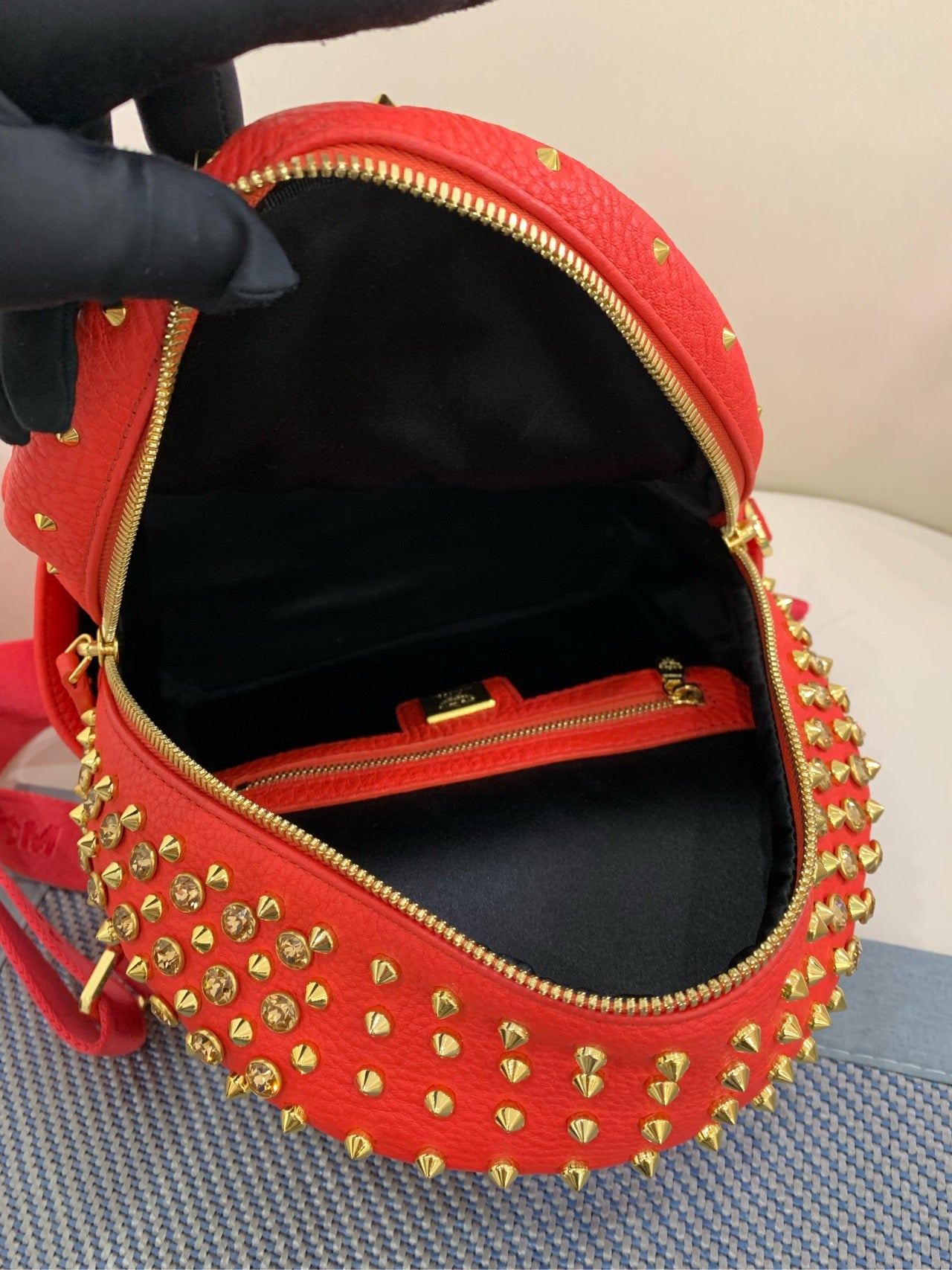 Preloved Mcm Backpack Vip