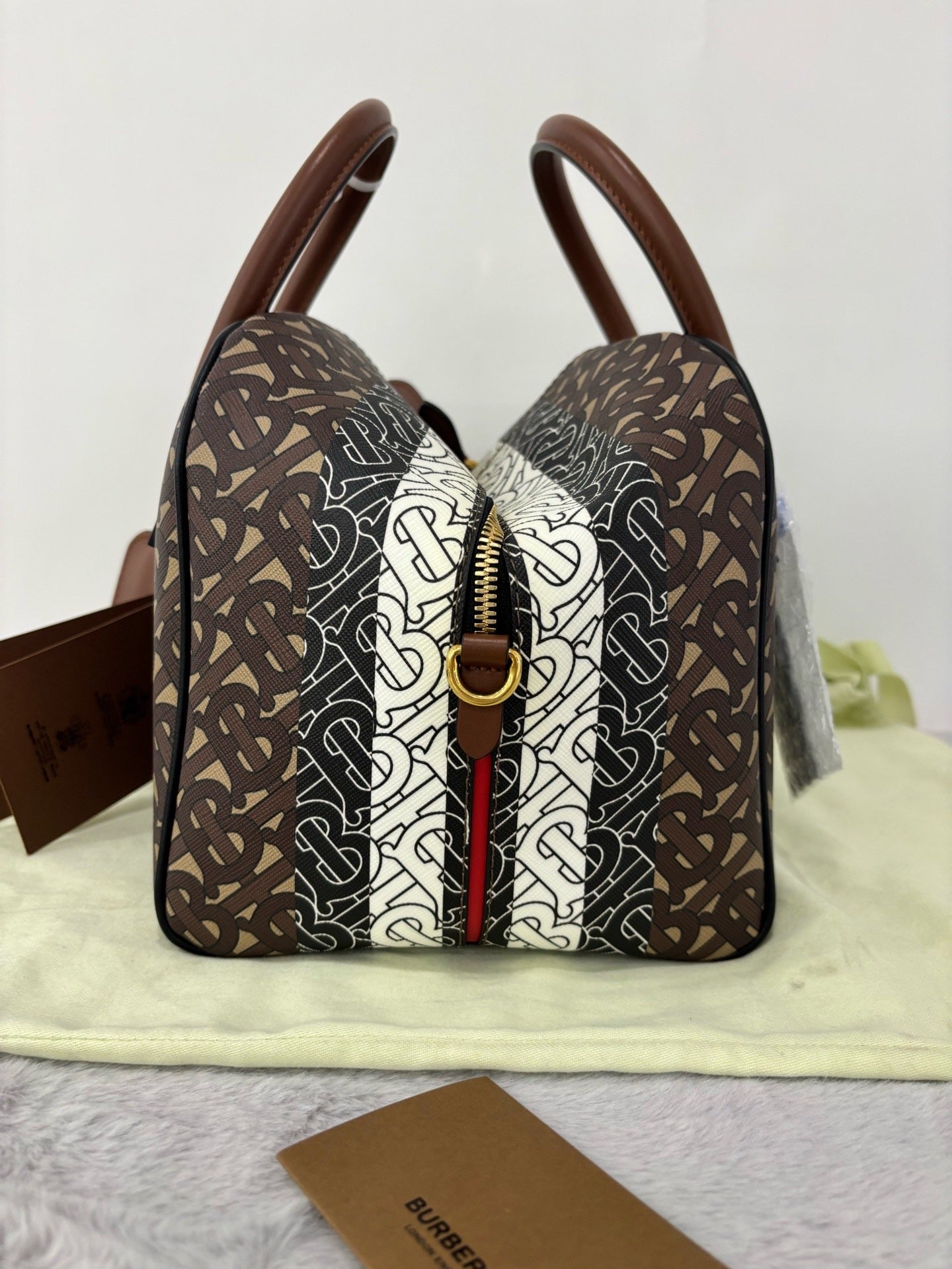 Preloved Bur bag M