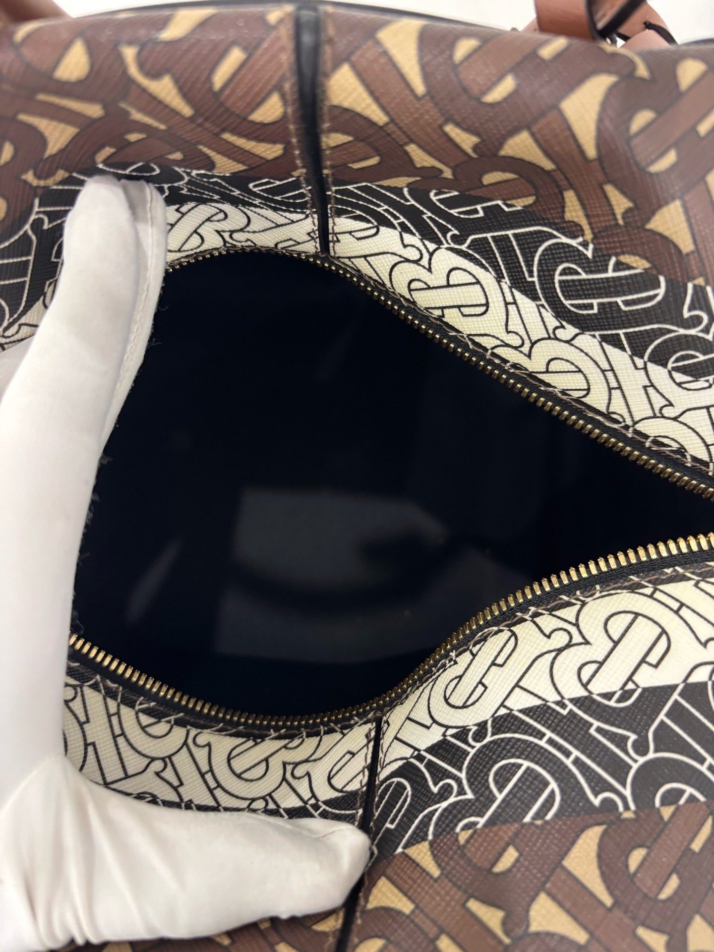 Preloved Bur bag M