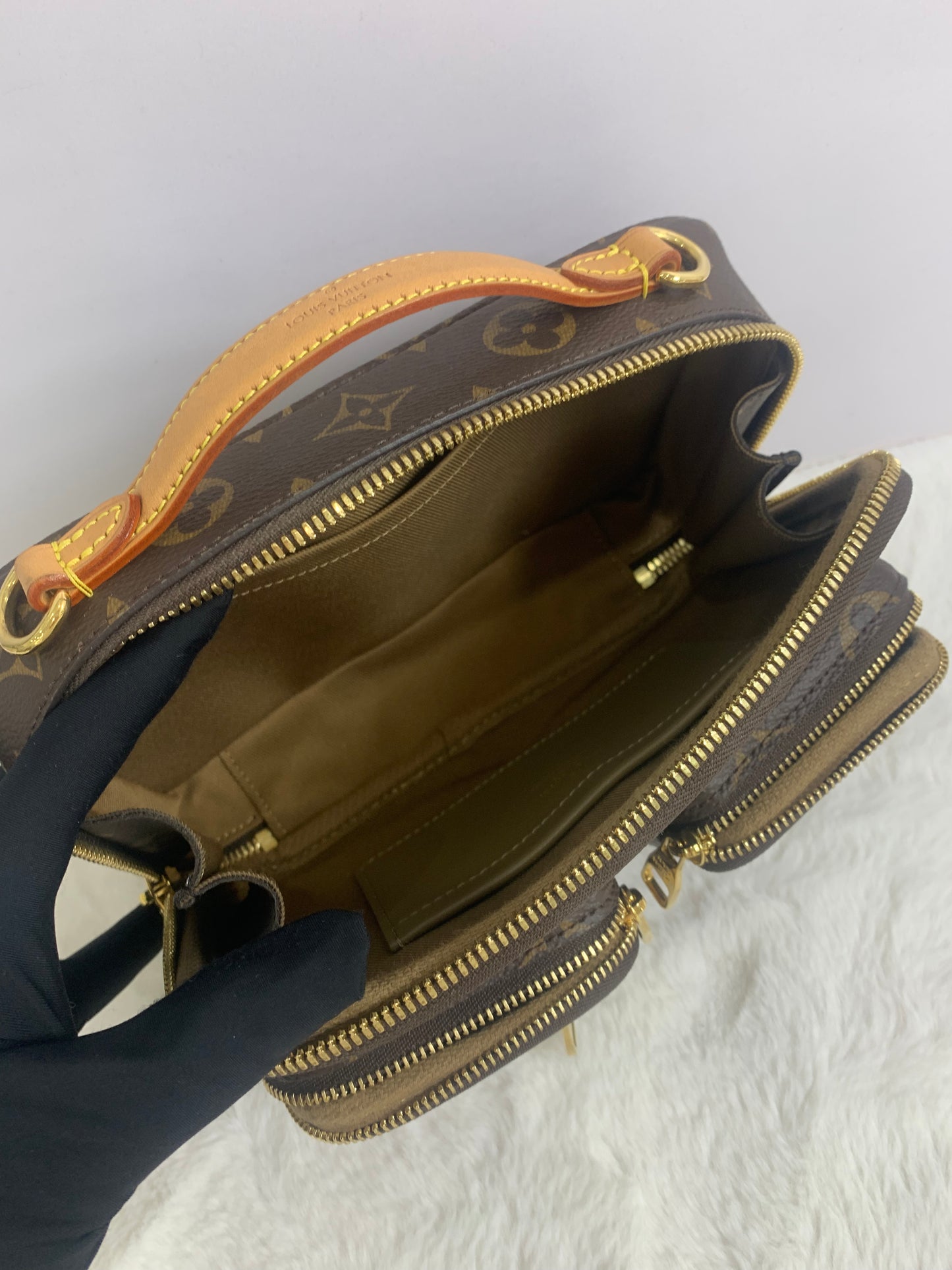 Preloved LV S