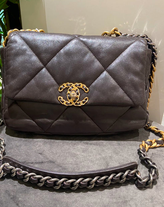 Preloved Chanel 19 bag Brown