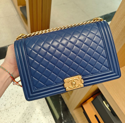 Preloved Ch Blue Bag