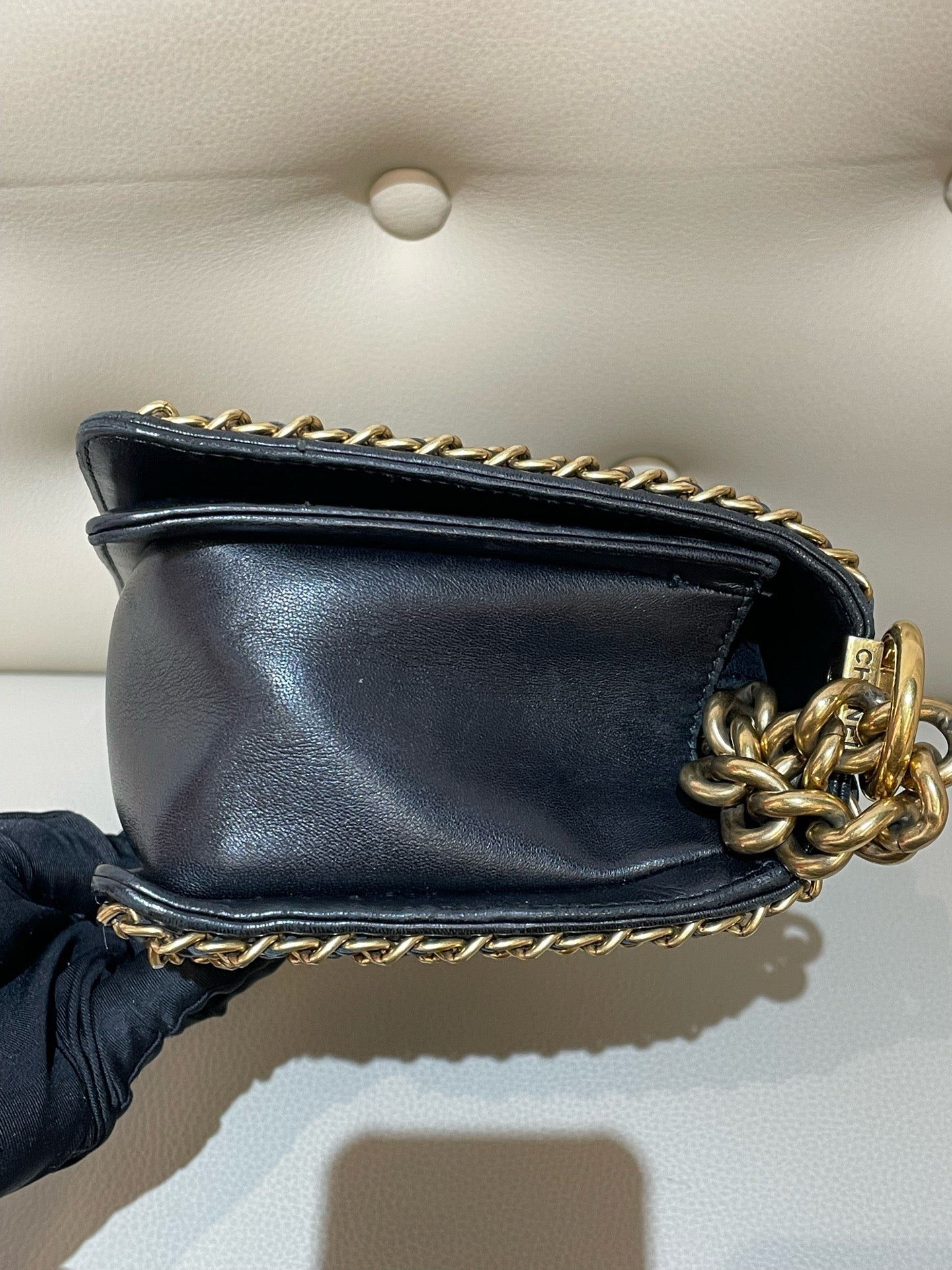 Preloved Chanel Leboy M
