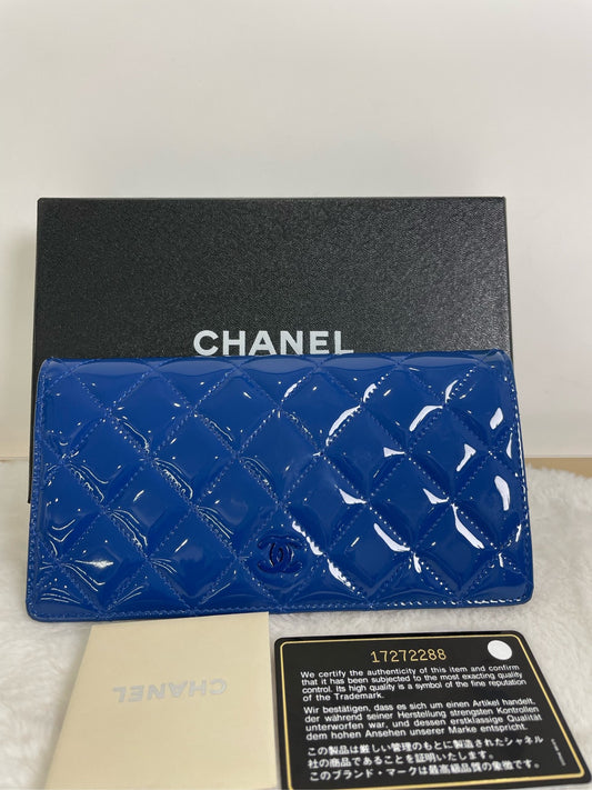 Preloved Chanel wallte