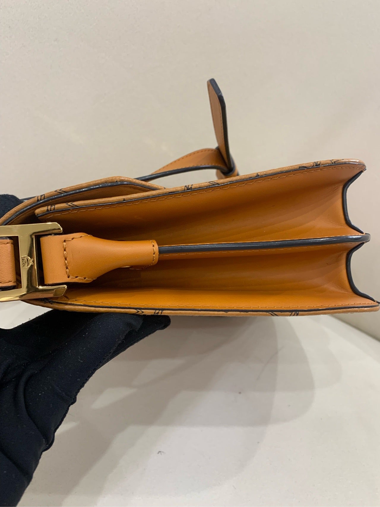 Preloved Mcm bag