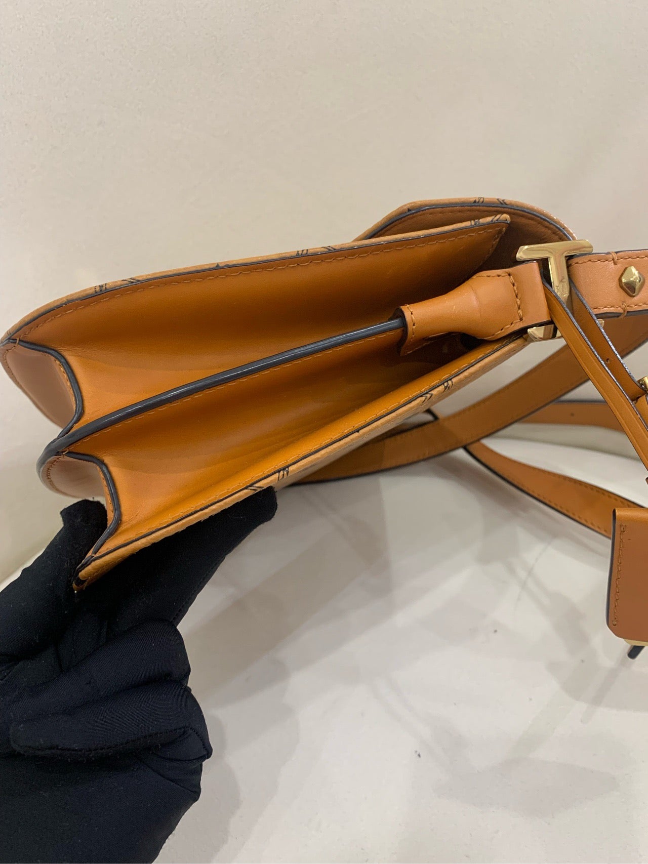 Preloved Mcm bag