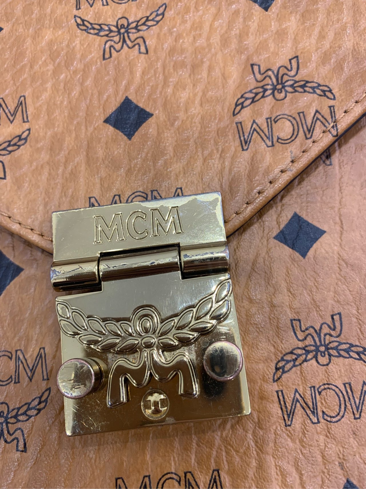 Preloved Mcm bag