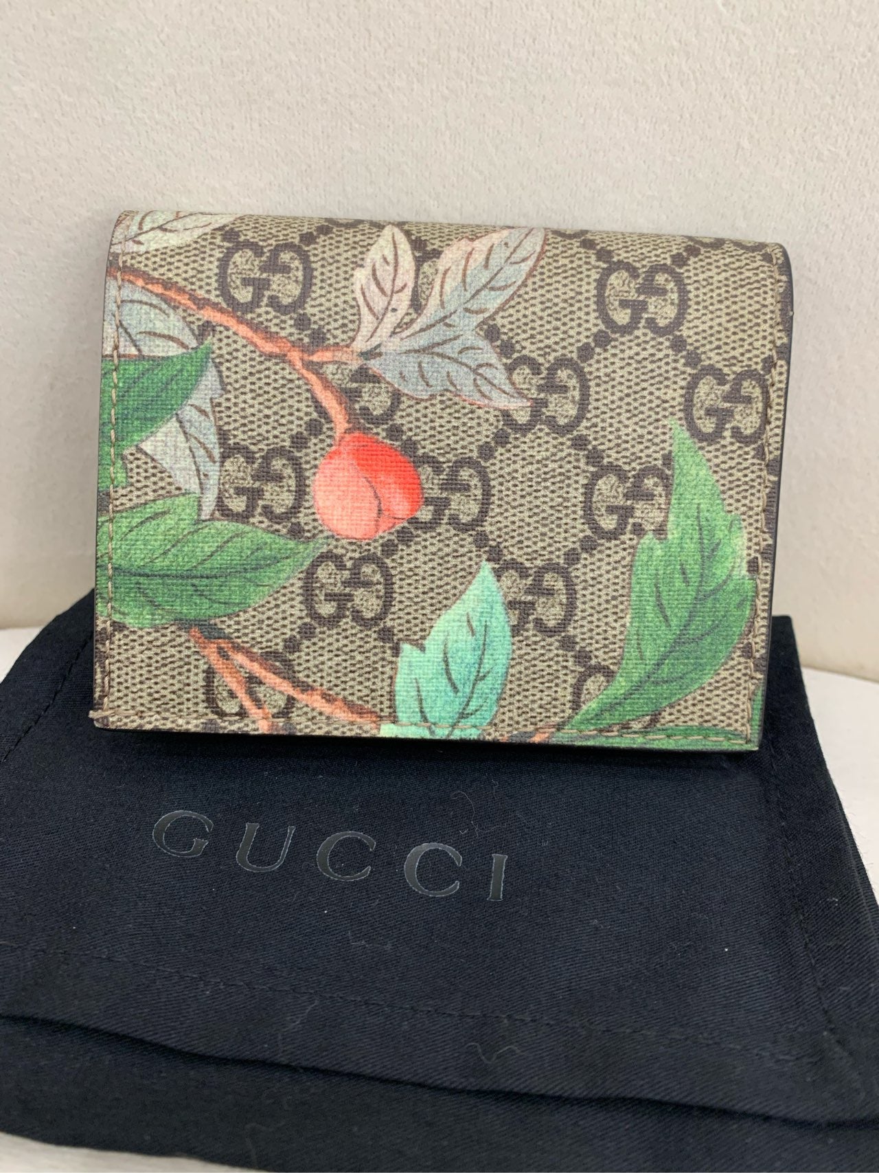 Preloved flowers and plants wallet