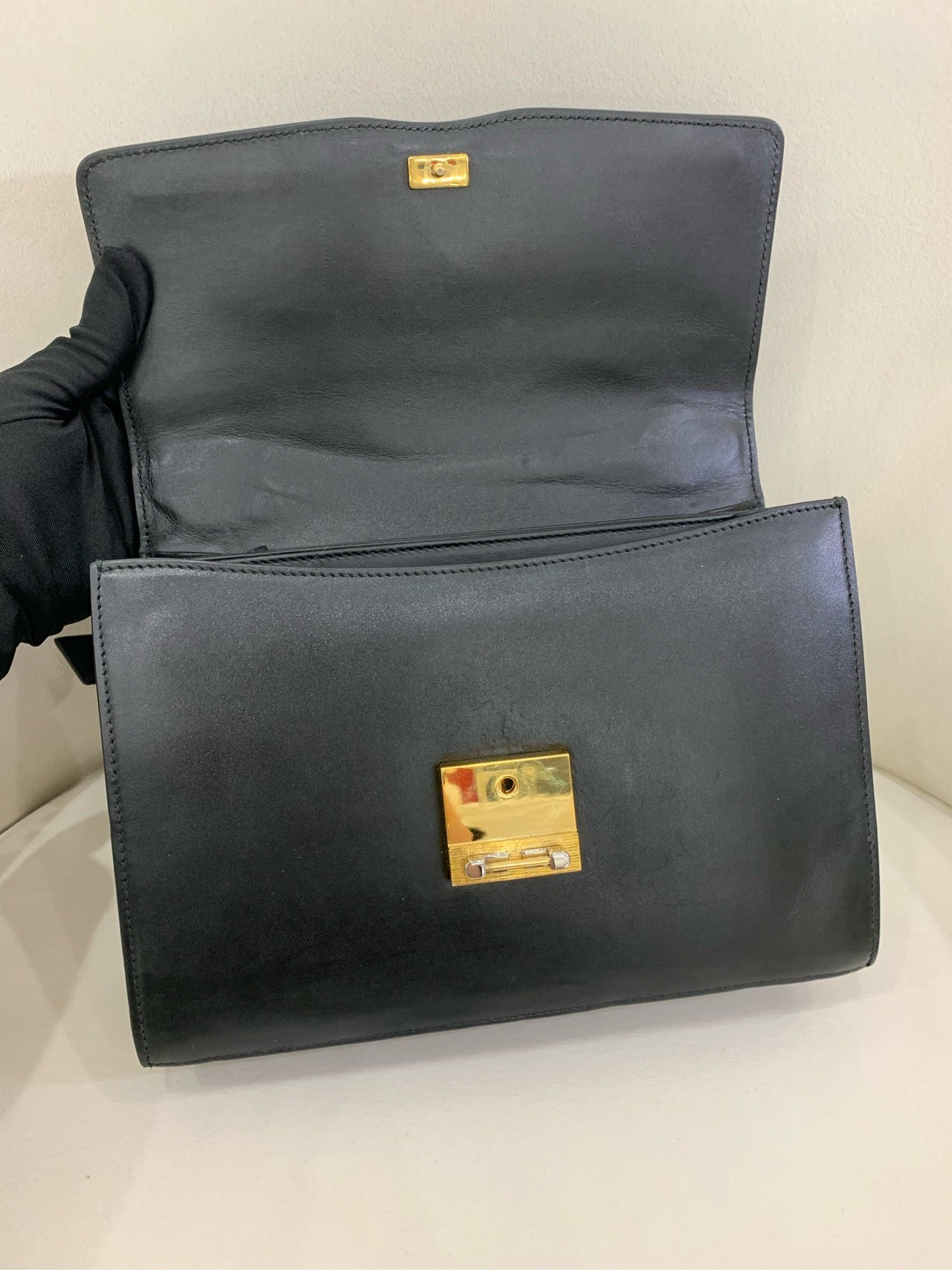 Preloved  bag M