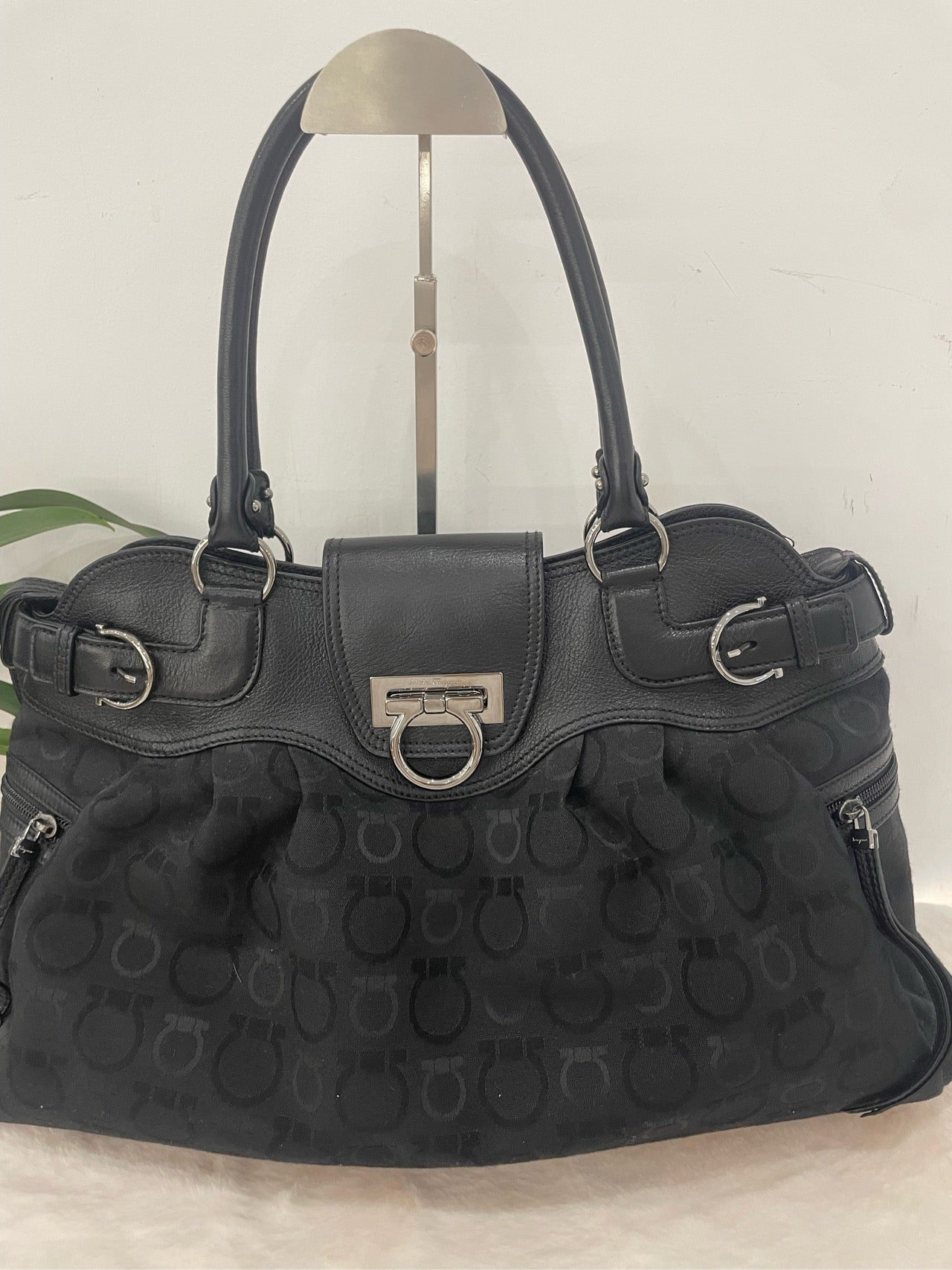 Preloved FerraGamo bag