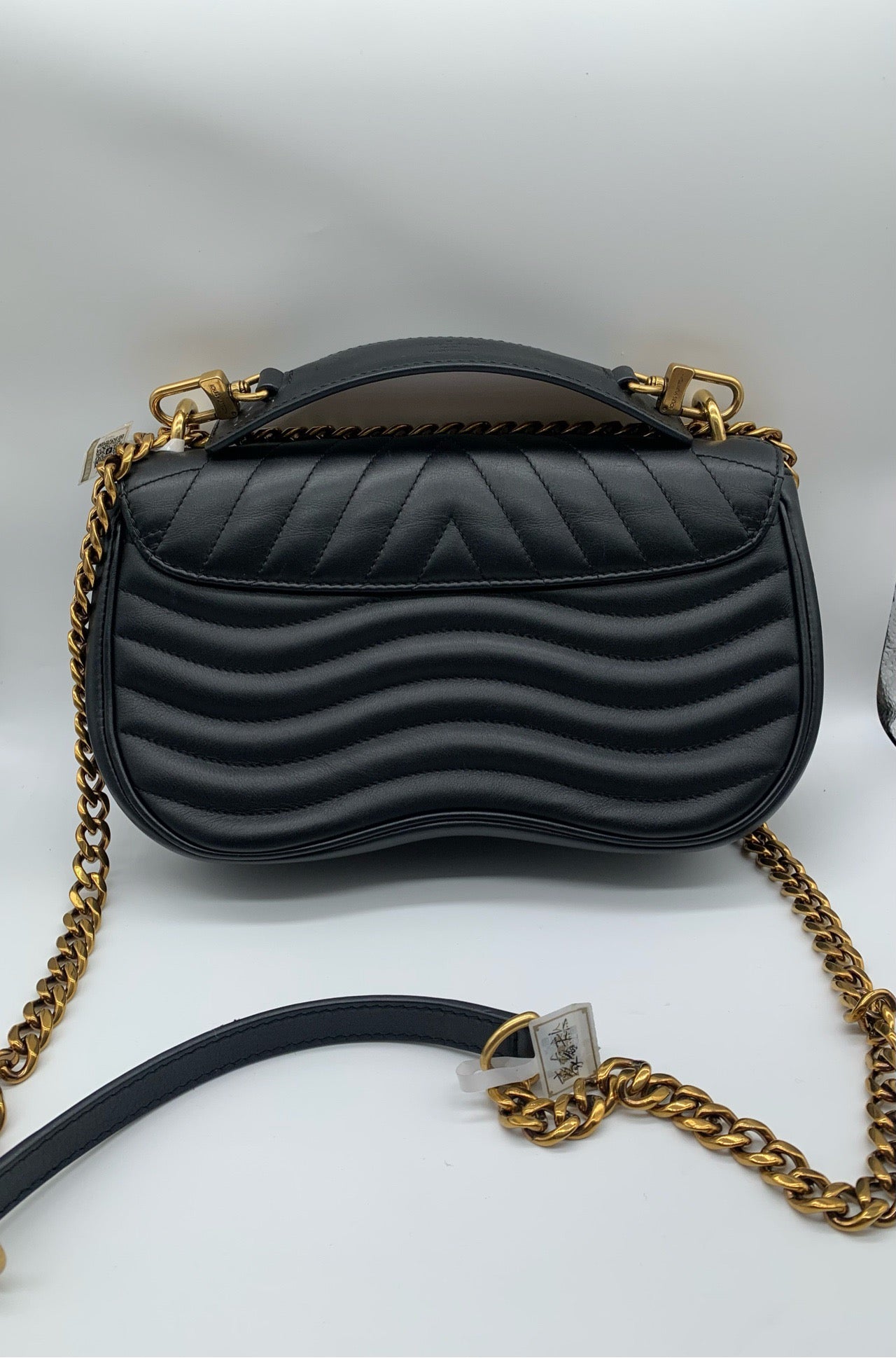 Preloved  Louis New Wave