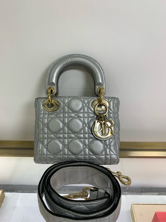 Preloved Lady bag size M