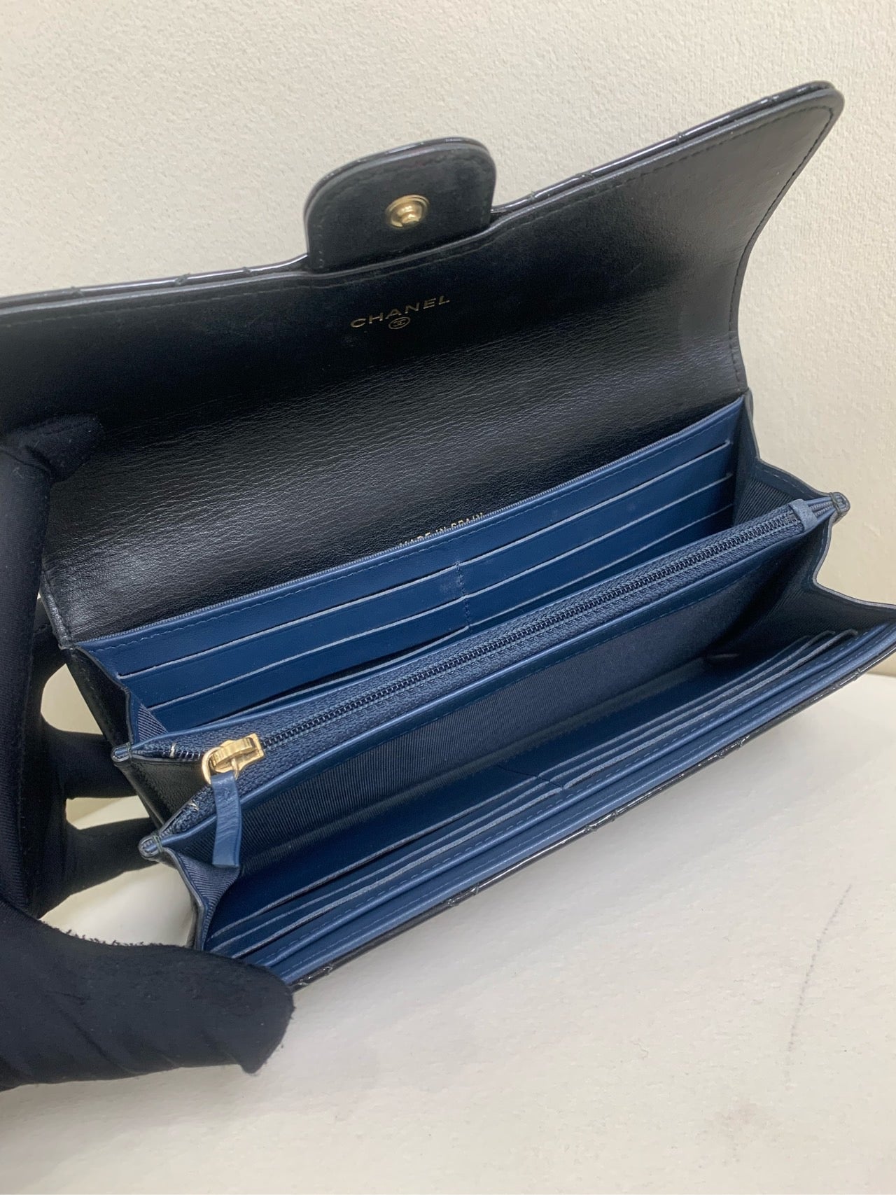 Preloved CC Wallet