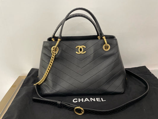 Preloved Chanel Tote