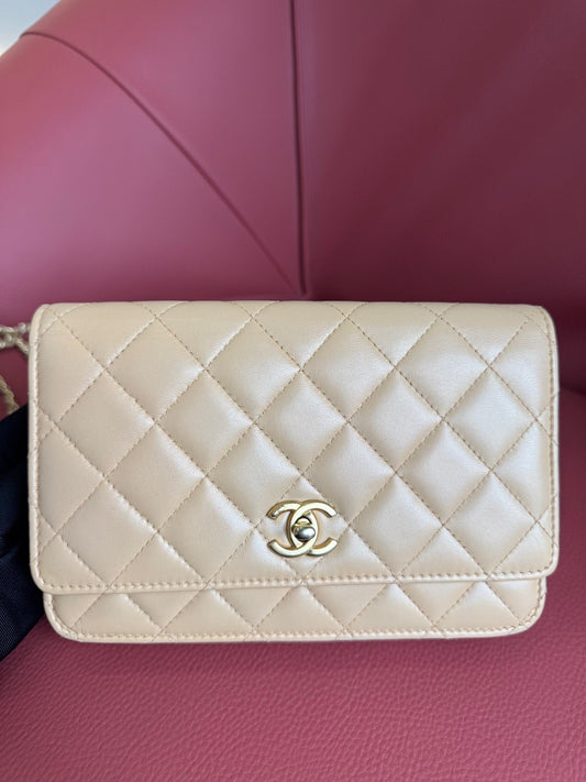 Preloved Chanel WOC