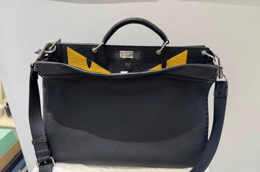 Preloved Men’s Pekaboo